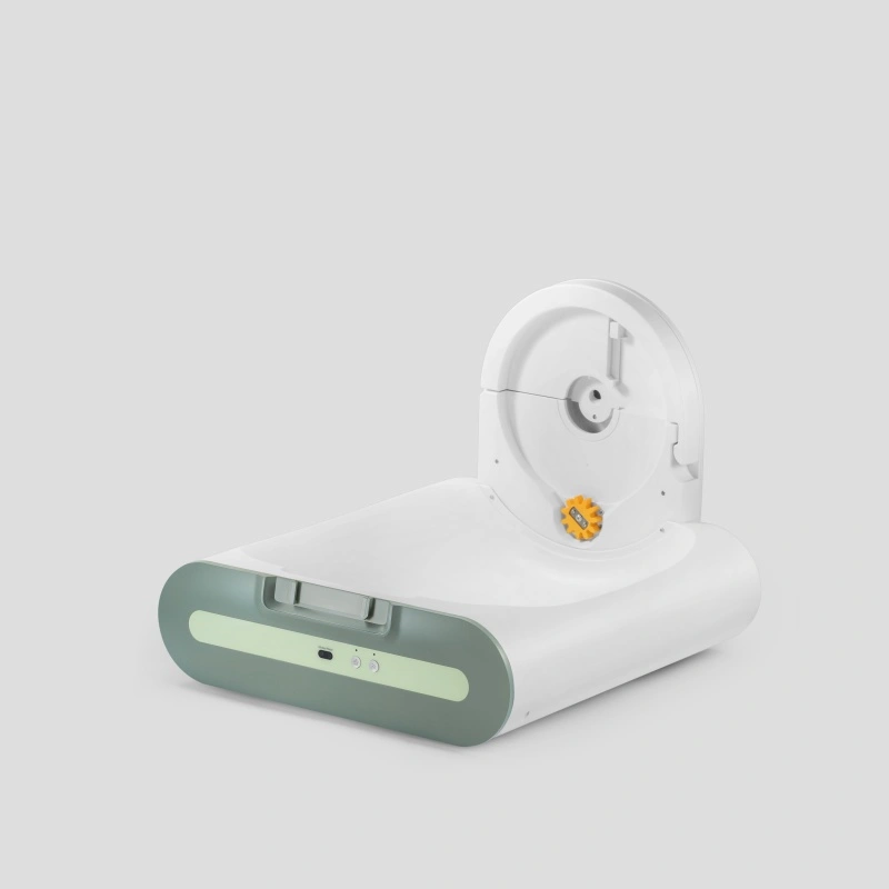 Smart Self-Cleaning Cat Litter Box