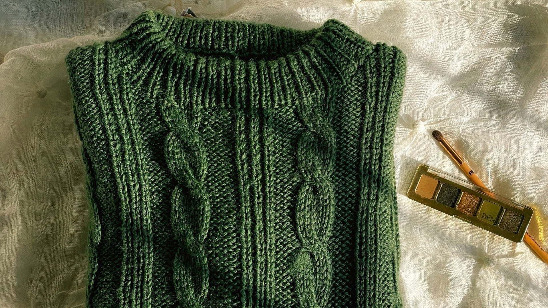 sweater manufacturer.jpg