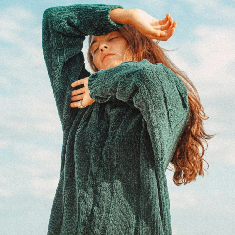 Private Label Sweater: Building Your Brand from Design to Delivery