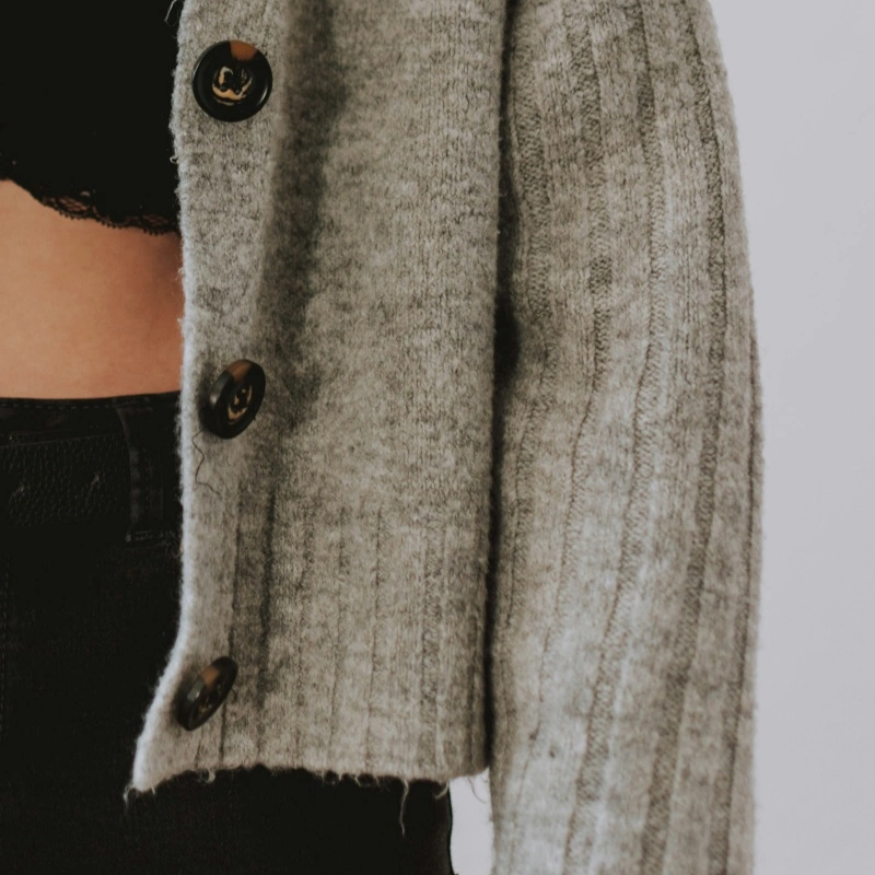 How to Verify a Knitwear Supplier’s Production Capacity and Quality