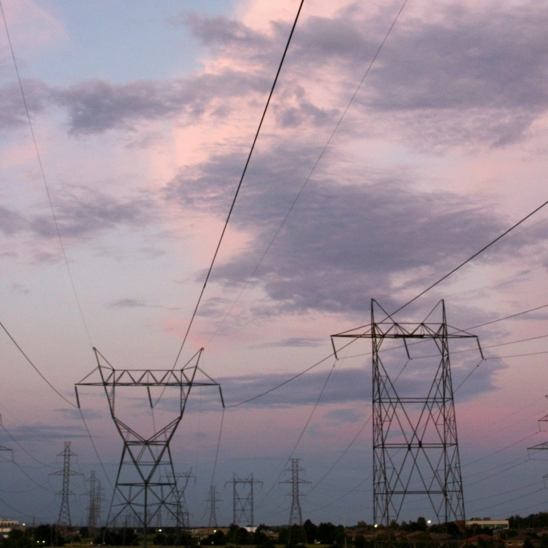 Standard di sicurezza senza alogeni: perché i progetti di mega-infrastruttura richiedono cavi LSZH (Low Smoke Zero Halogen)