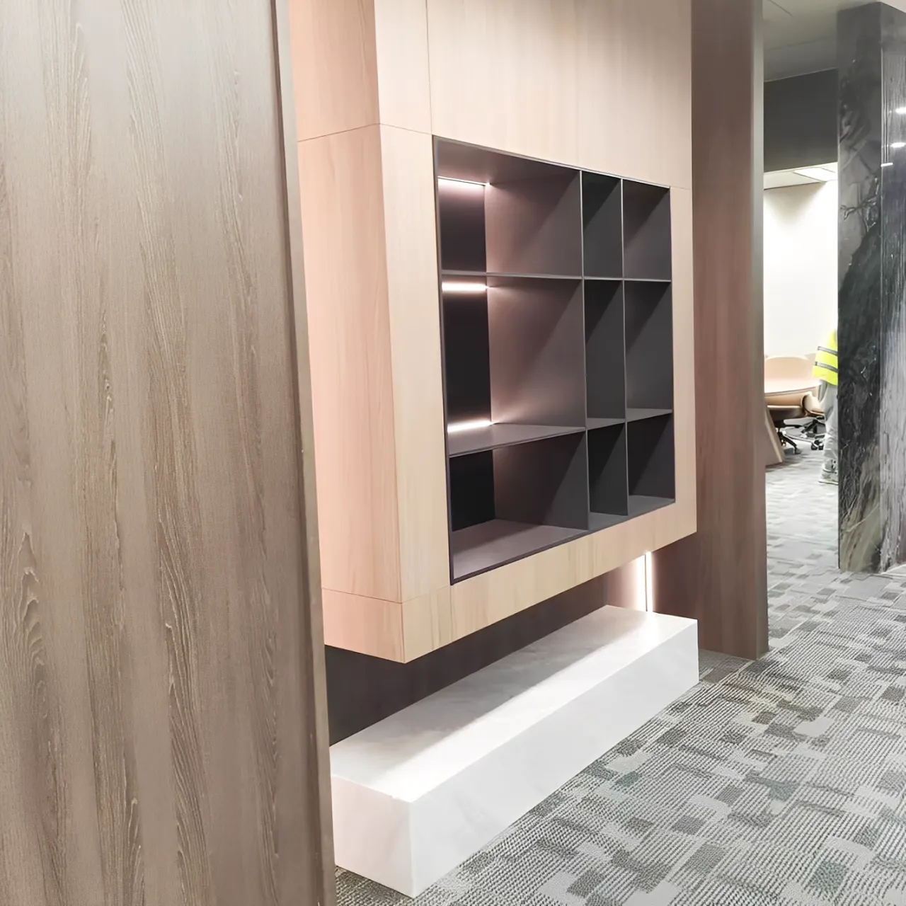 Redefining Business Aesthetics丨 Where Intelligent Systems Meet Bespoke Woodcraft