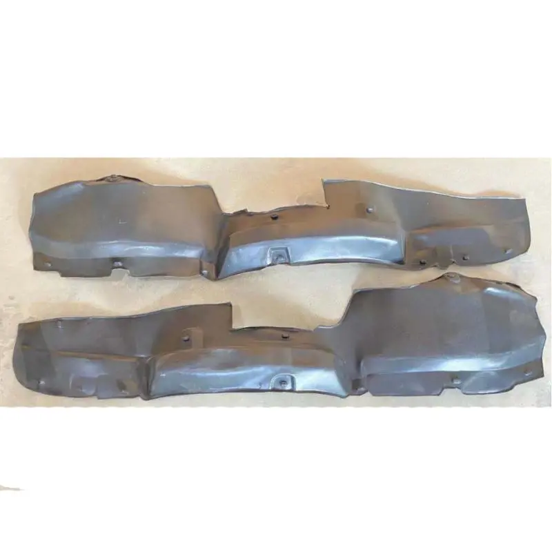 Forro interno da roda dianteira.