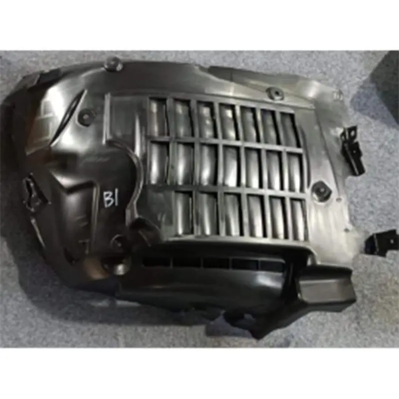 Forro do guarda-lamas dianteiro (dianteiro)   injeção