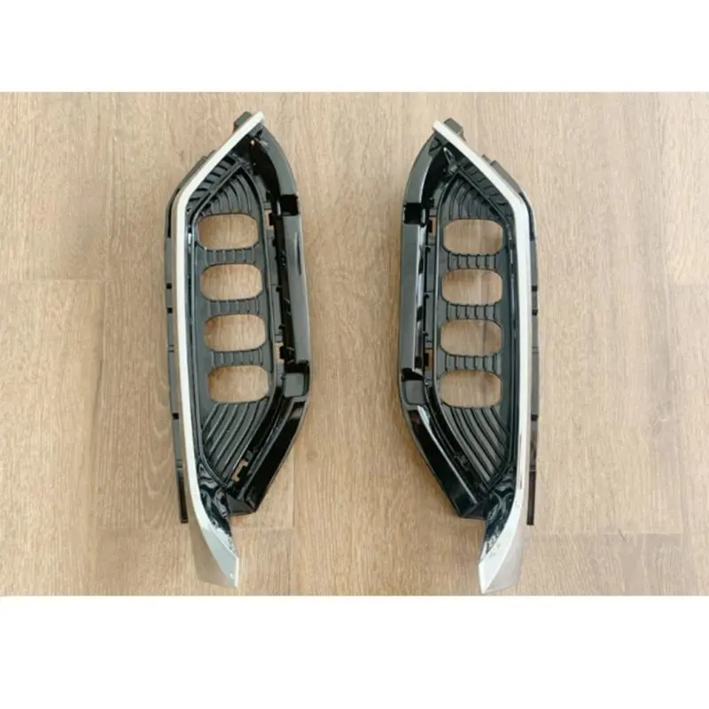 Faixa iluminada do carcaca da lanterna de neblina.