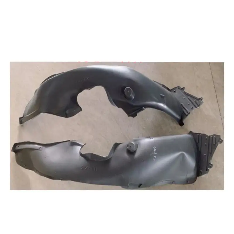 Forro interno da roda dianteira.