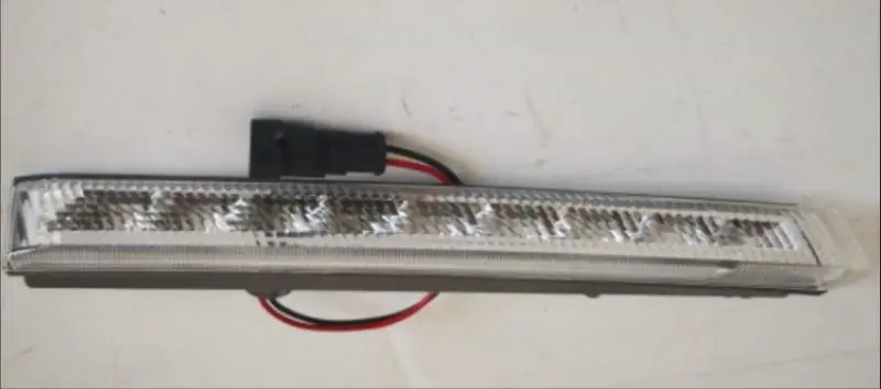 LÂMPADA DE PILOTO DIURNO ESQUERDA