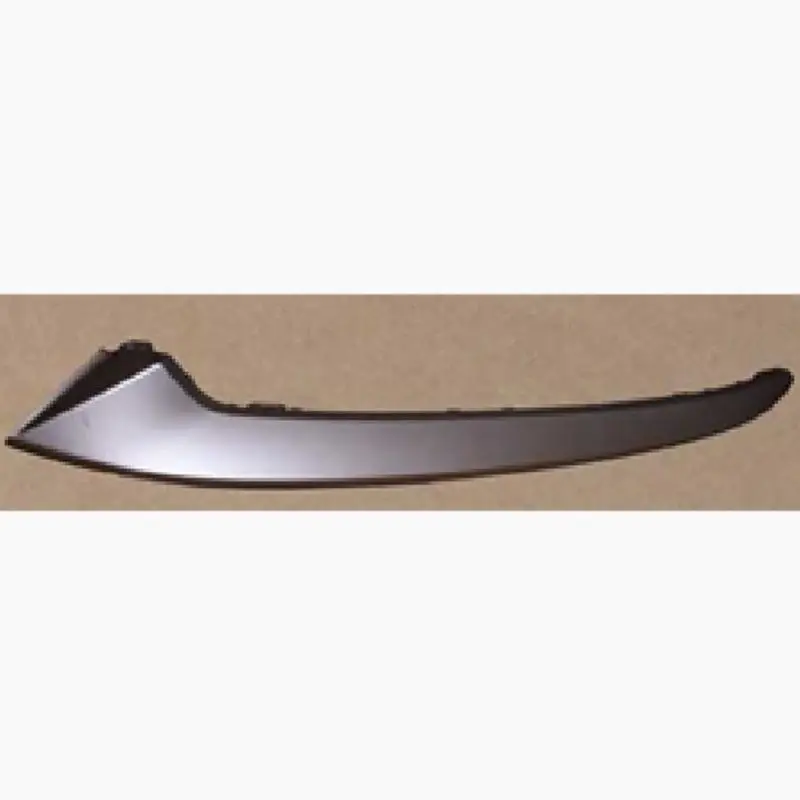 Faixas da grade frontal média (E/D) – dourado.