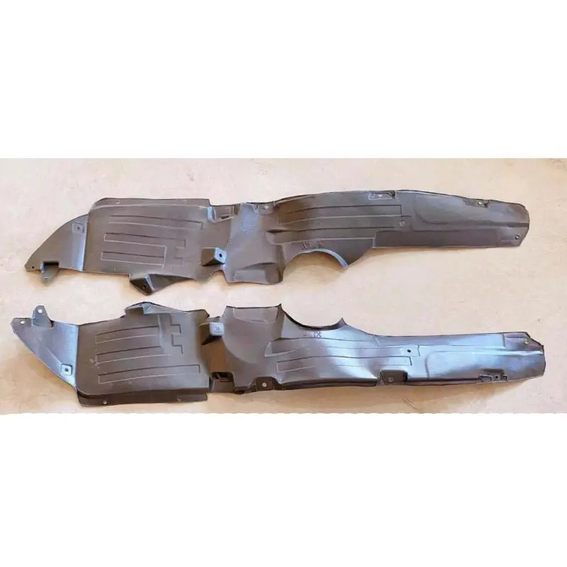 Forro interno da roda dianteira.