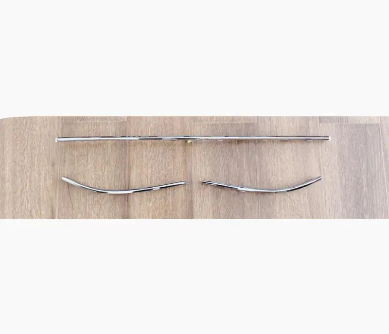 Borda do para-choque dianteiro E/D