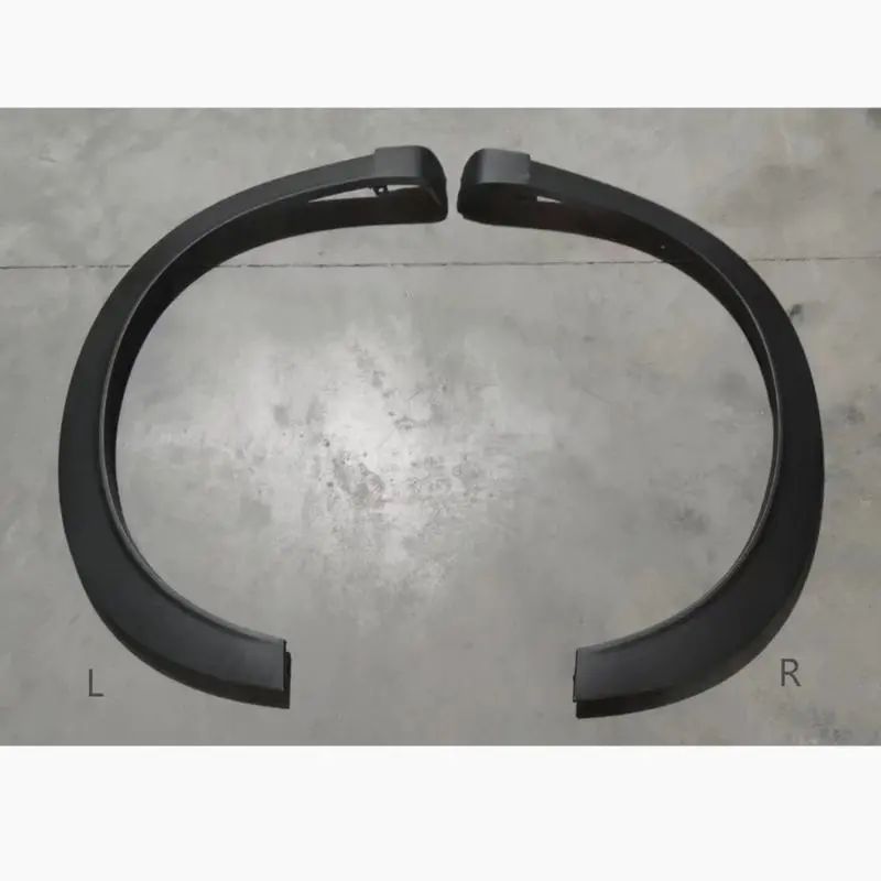 Montagem de moldura do guarda-lamas frontal – E/D