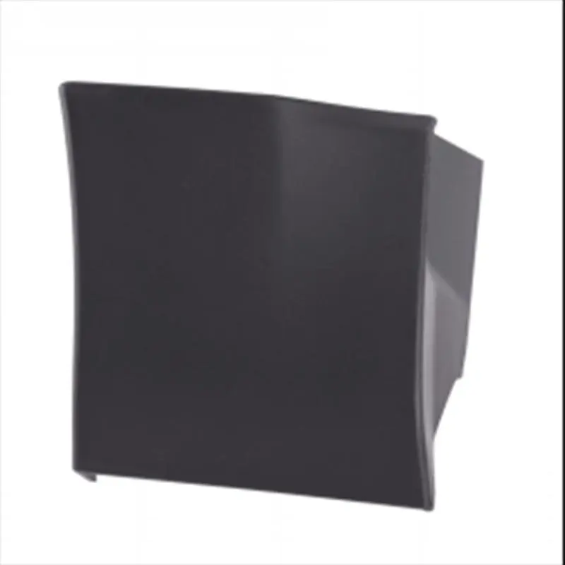 Moldura inferior do guarda-lamas dianteiro sem inserção