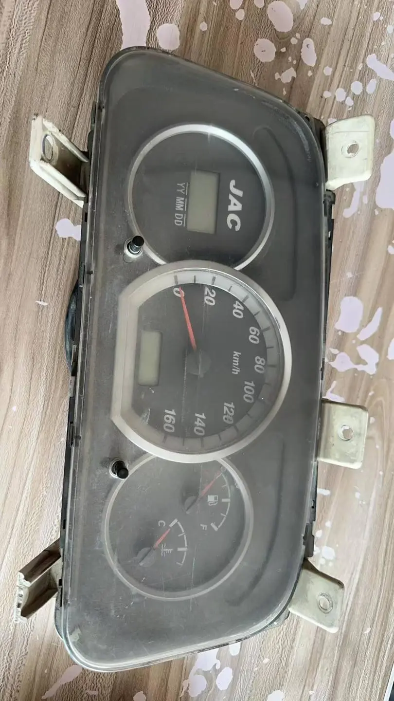 METER

（注："METER" 作为英文单词，在葡萄牙语中可对应 "metro"（米，长度单位）或 "medidor"（测量仪器）等含义，具体需根据上下文确定。此处因无额外语境，暂保留原拼写形式，若为特定术语可进一步调整。）