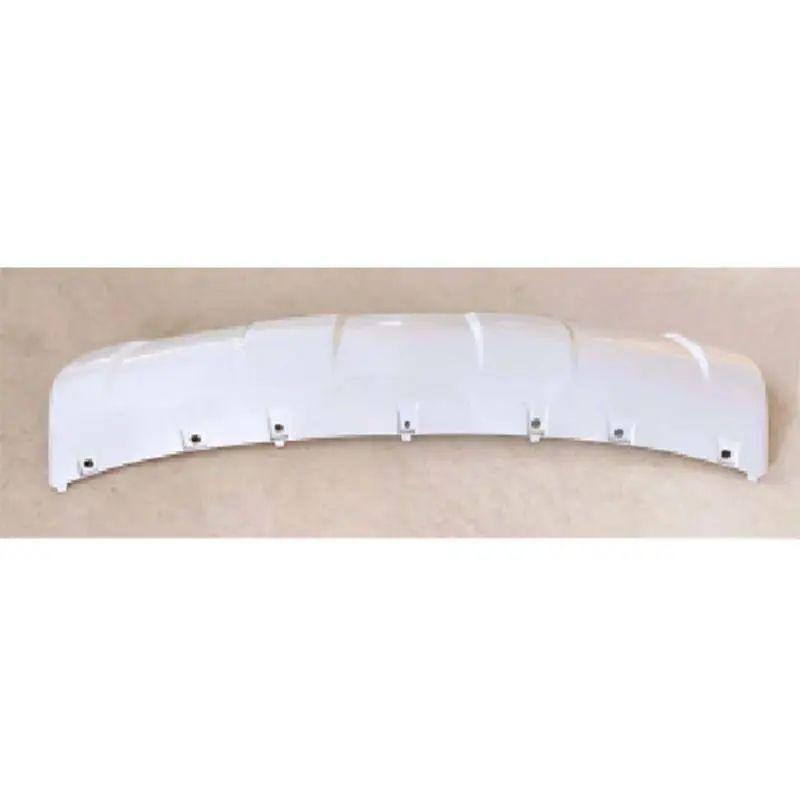 Painel de acabamento da para-choque frontal de prata.