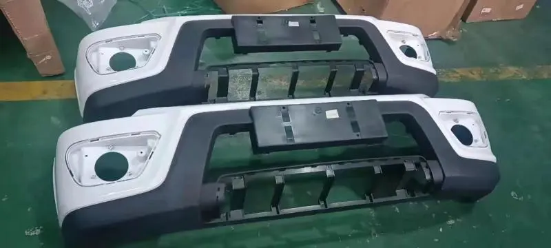 PARE-CHOQUES DA FRENTE  BRANCO