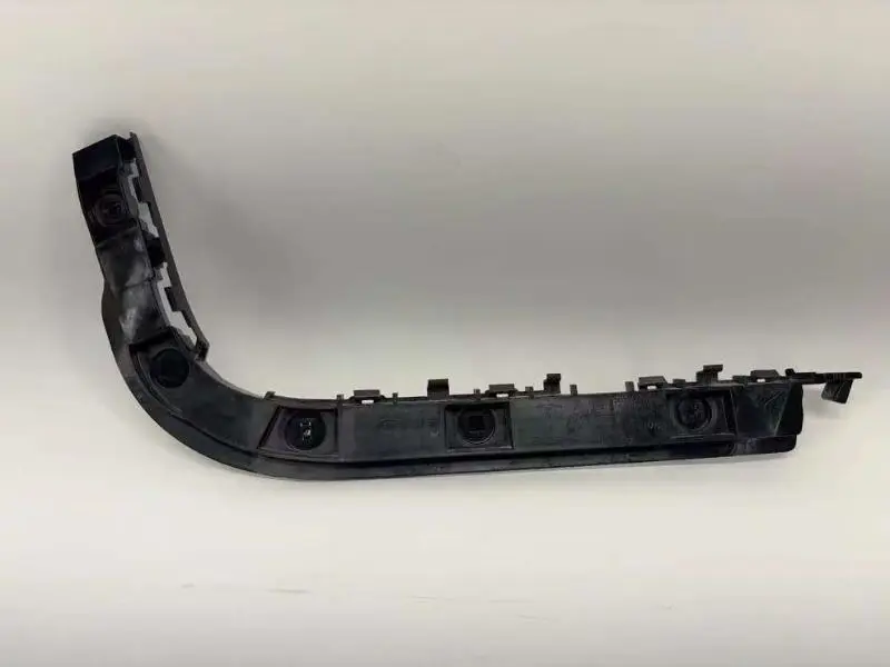 Suporte lateral do para-choque traseiro - direito