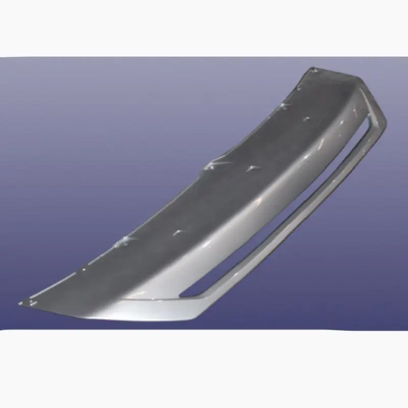 Painel de revestimento do para-choque dianteiro – prateado.