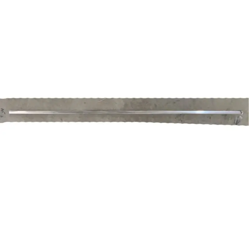 Fita de acabamento da porta traseira.