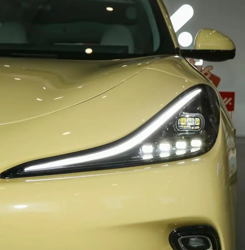 Farol principal direito