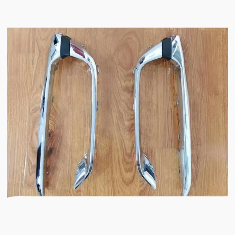 Faixa iluminada do carcaca da lanterna de neblina.