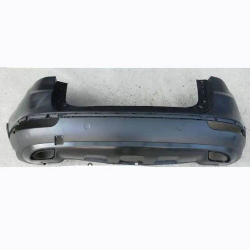 Montagem do para-choque traseiro.