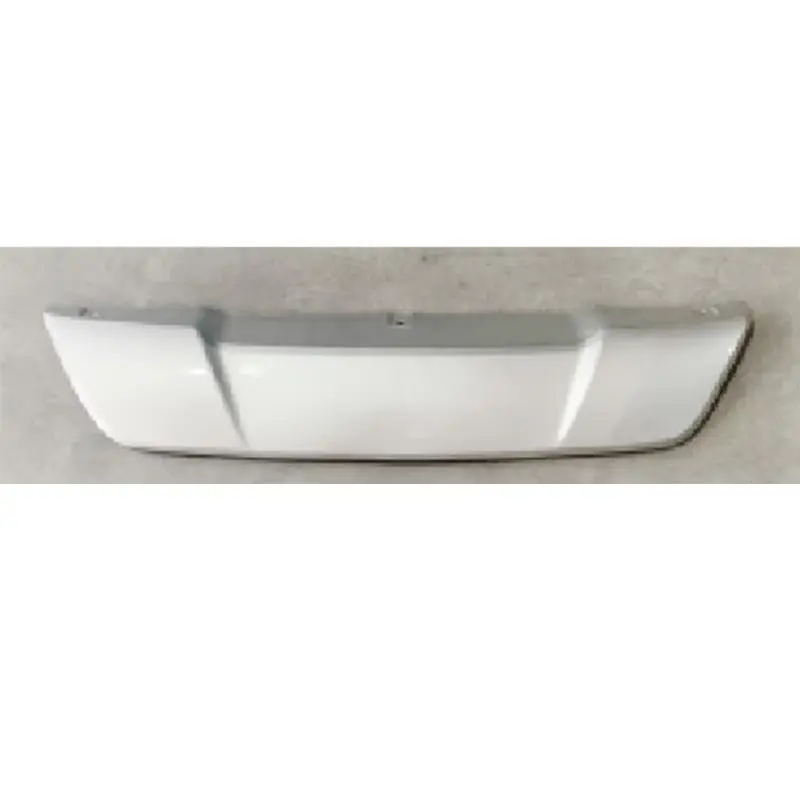 Painel de acabamento do para-choque traseiro.