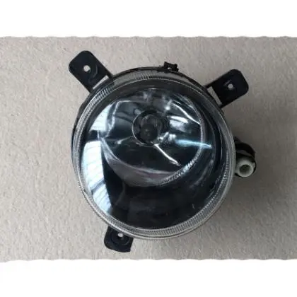 Farol de neblina frontal – Farol de vidro/luzes laterais.