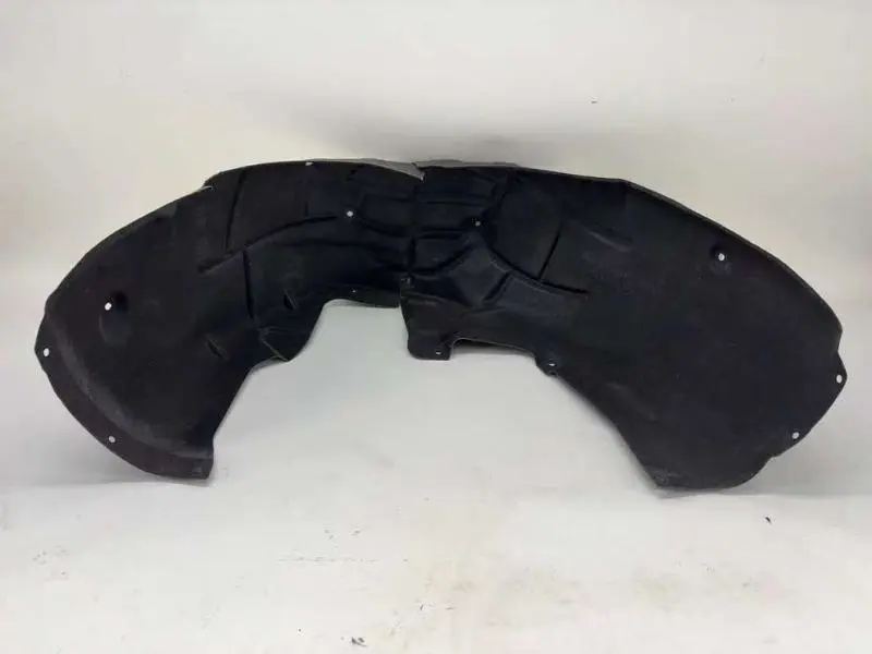 Forro do guarda-lamas traseiro-direito