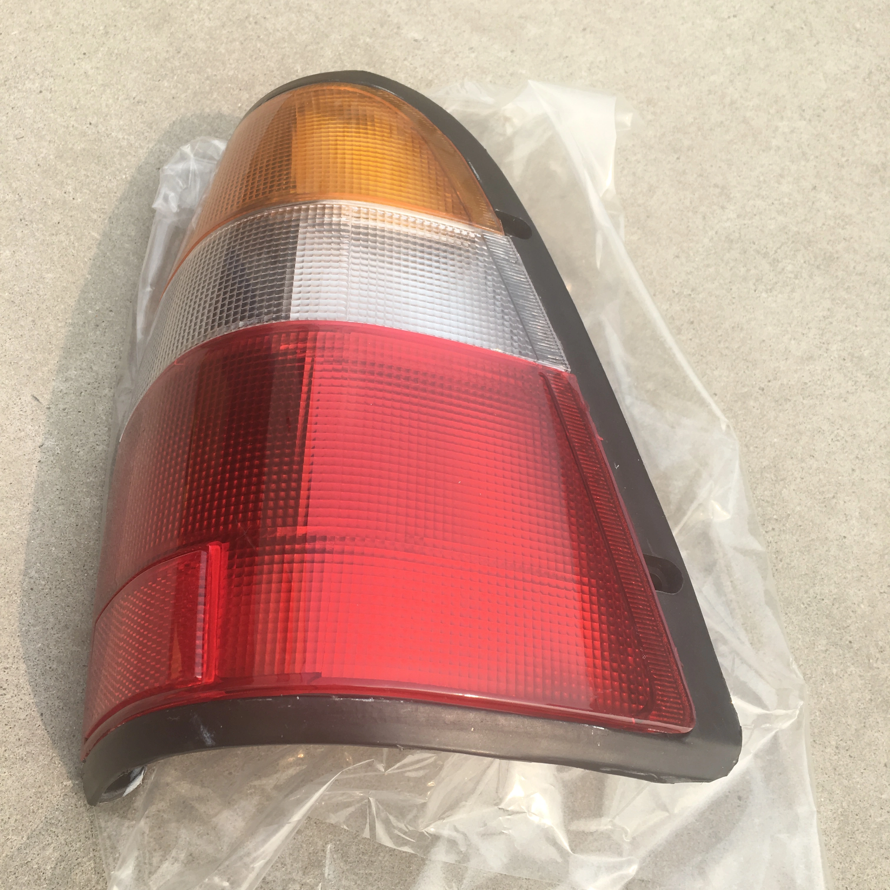 lanterna traseira (ES)