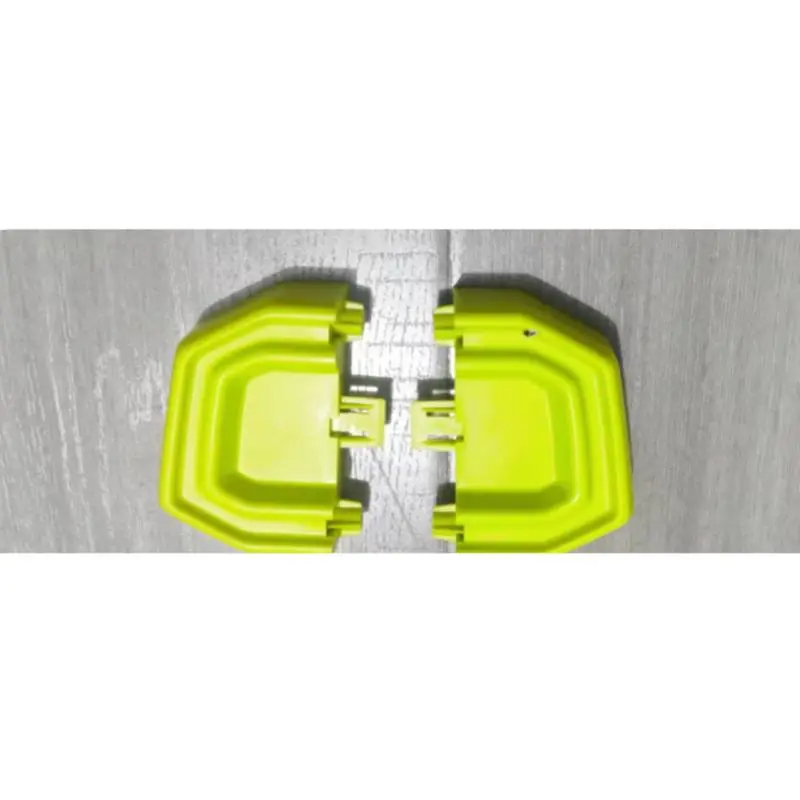 Rebordo do para-choque dianteiro (E/D)