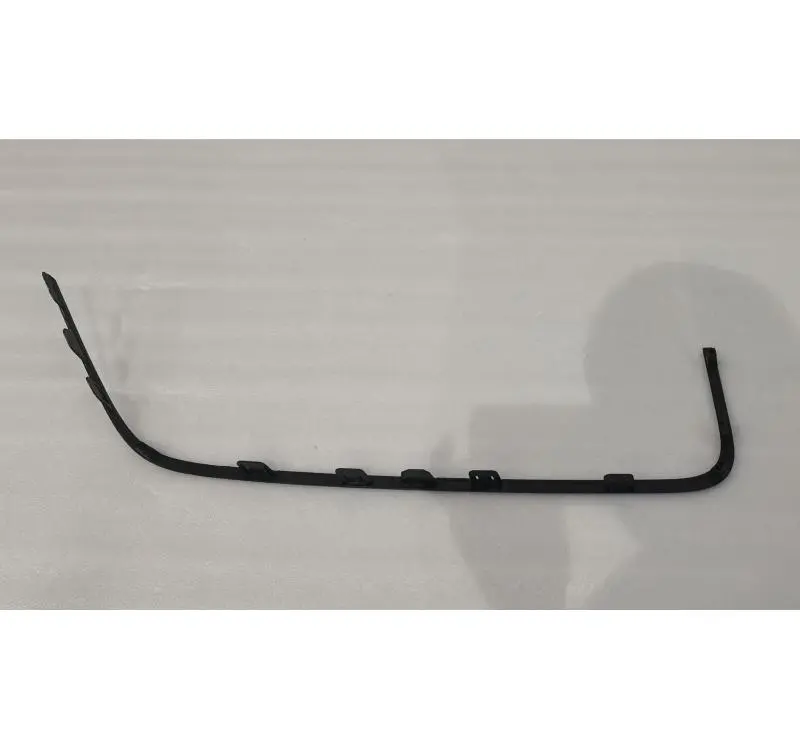 Fita decorativa inferior direita do para-choque LH/RH