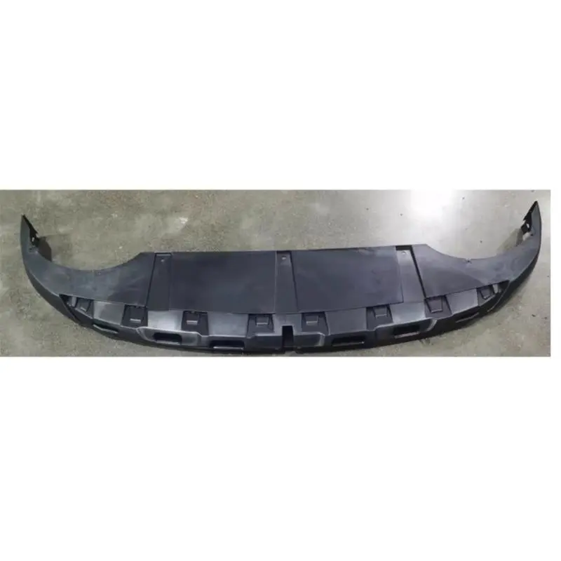 Divisor de fundo (acabamento fosco) para o para-choque frontal.