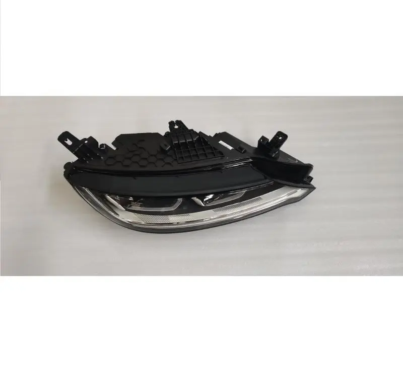 FOCO DE FAROL ESQUERDO