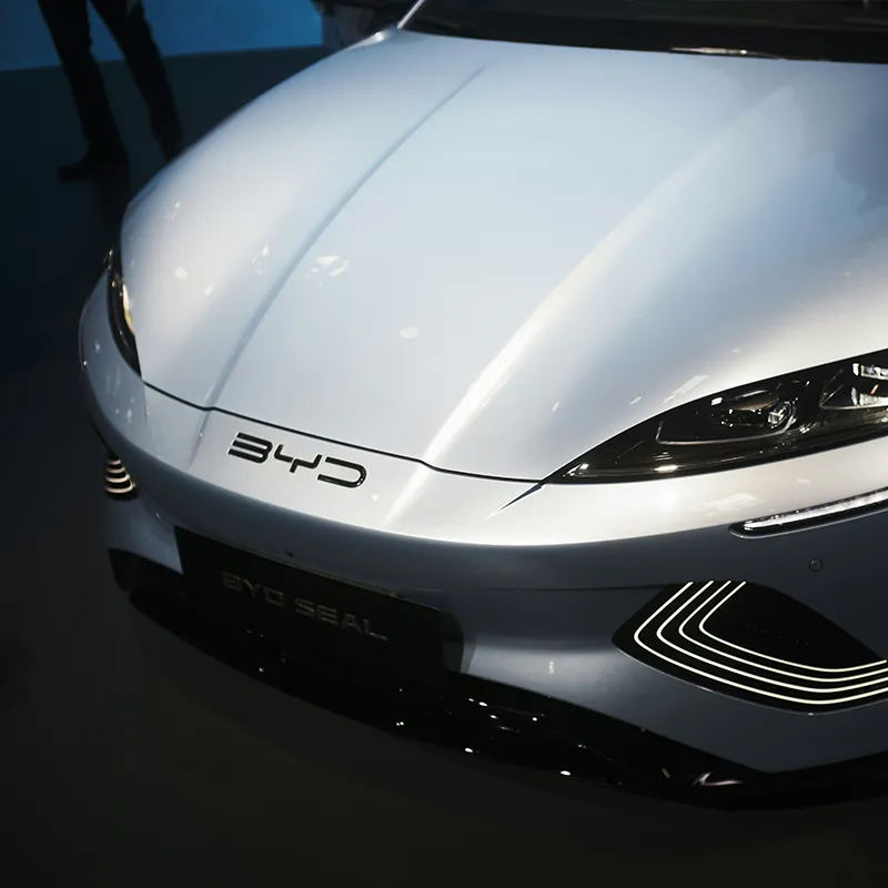 Estudo de Caso: Cooperação do Fabricante de Equipamentos Originais de Iluminação Automotiva com a BYD