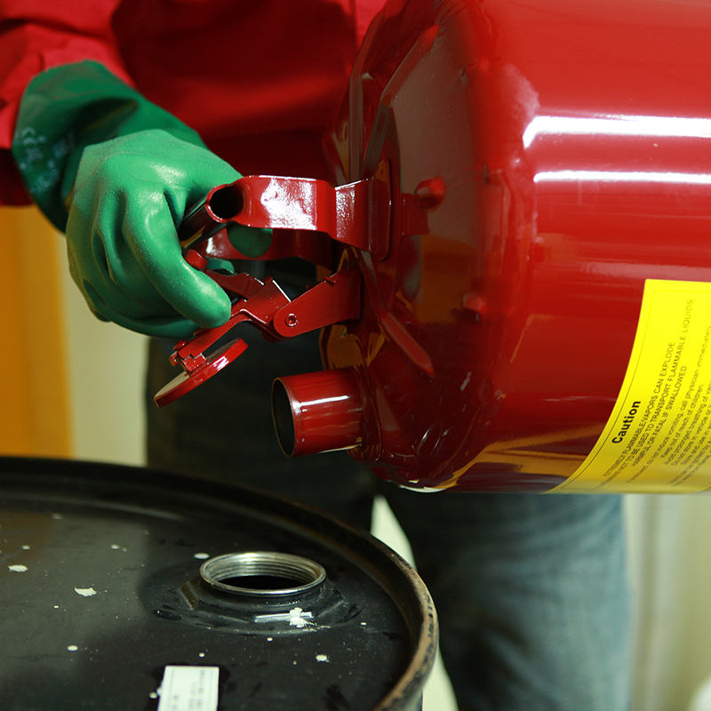 2.5 Gallon Safety Tank-3.jpg