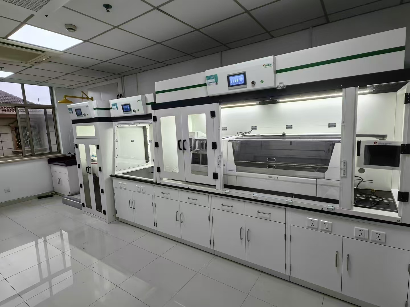 Benchtop Fume Hood-6.jpg