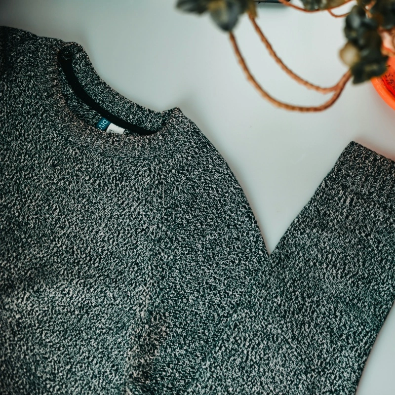 Custom Men’s Sweaters Manufacturing: Materials, Fit, and Production Options