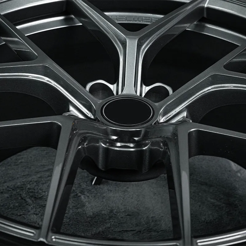 Hot-selling custom 17-inch, 18-inch, and 19-inch high-strength lightweight alloy forged wheels with sizes 5x114.3, 5x112, and 5x120, suitable for SUVs/trucks.