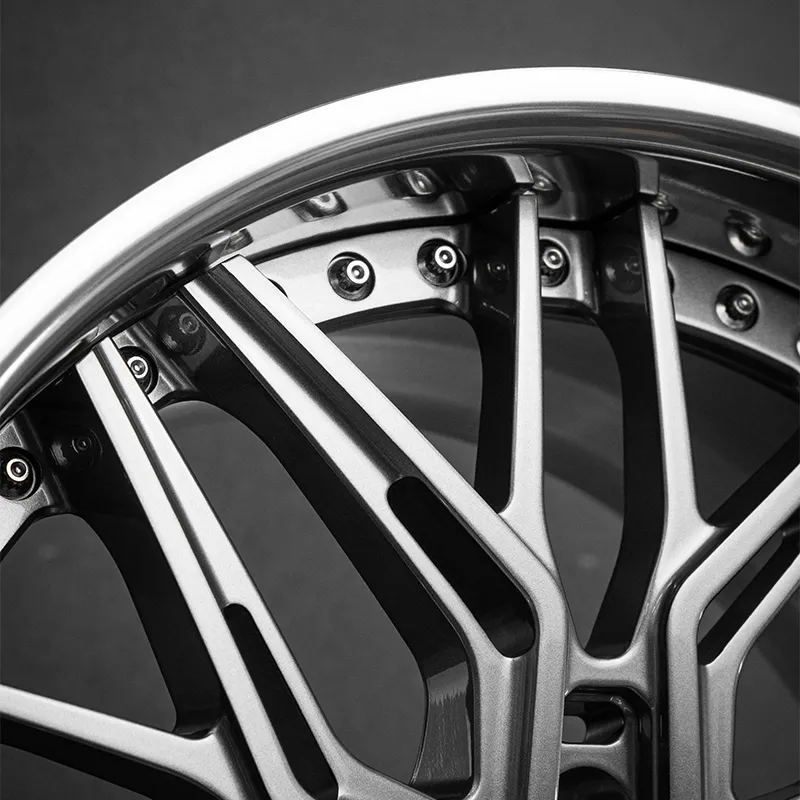 Two-piece forged wheels, 18-inch, 19-inch, 20-inch, 21-inch, 22-inch, 23-inch, center disc in silver-gray paint or other custom colors