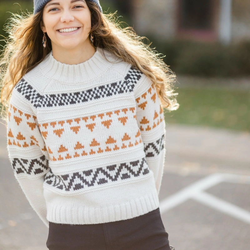 Why Specialized Sweater Manufacturer is Outperforming General Supplier