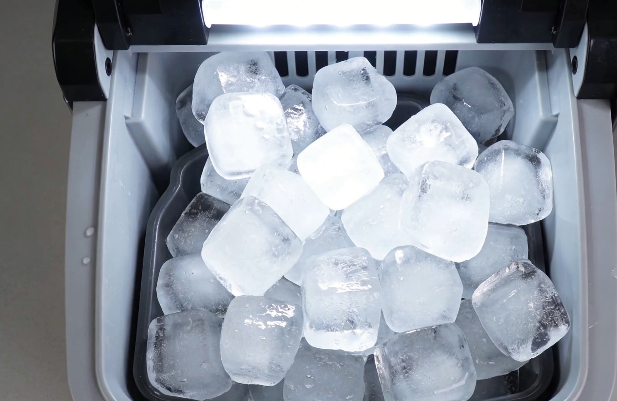 Why Commercial Ice Machine Demand Is Surging Globally.png