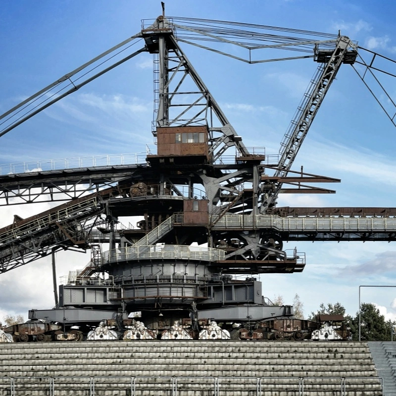 Extension de la durée de vie dans des environnements hostiles : Technologies d'étanchéité pour les galets de transport miniers