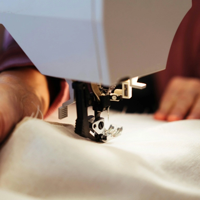 Maximizing Inventory Turnover: Selecting Versatile Basics for Your Casual Apparel Line