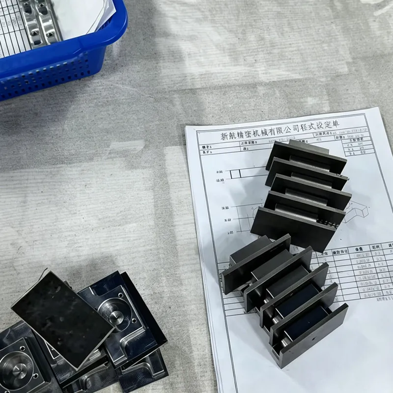 20 Năm Kinh nghiệm Gia công Độ chính xác Cao | Dịch vụ Sản xuất Lượng lớn Phụ kiện Kim loại Tùy chỉnh