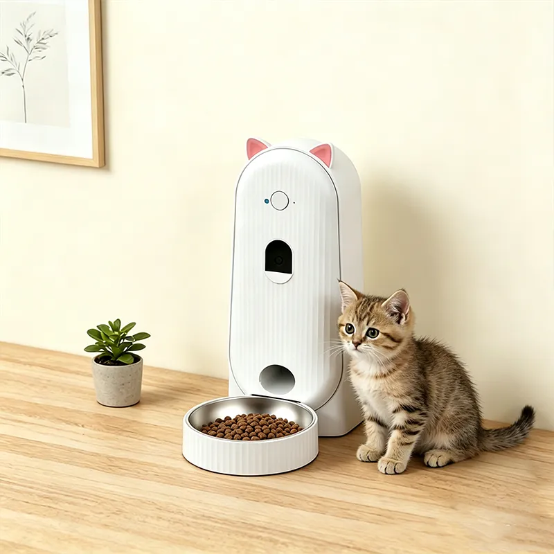 How Automatic Cat Feeders Improve Pet Care Convenience