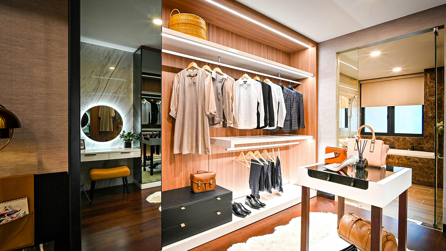 Custom Wardrobe-16.png