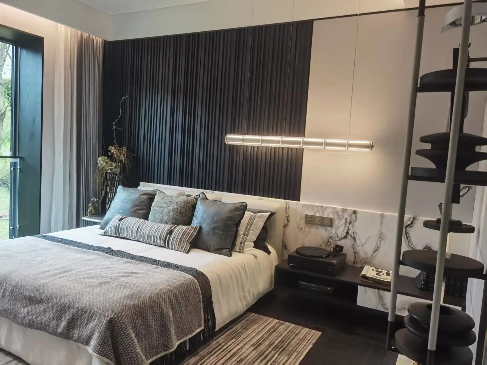 Custom Metal Products Section for Home Decoration | Stainless Steel Wall Panels &amp; Furniture