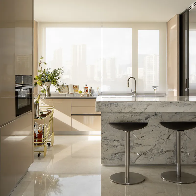 Luxury High-Gloss Handleless Kitchen Cabinetry Integrated Marble Island System