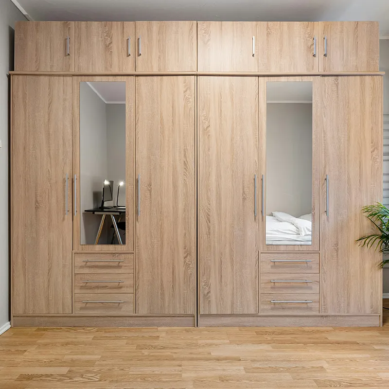 Conceptions de garde-robes personnalisées pour des solutions de rangement sur mesure