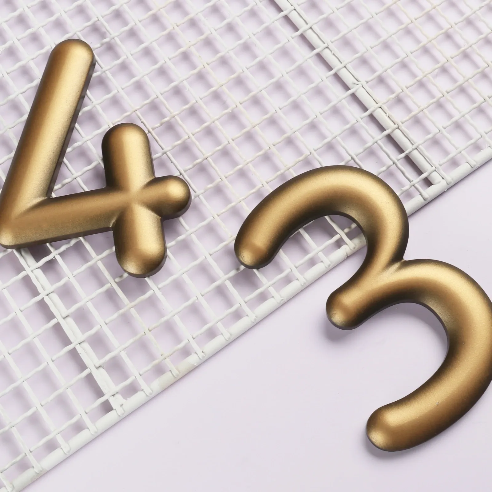 Why Choose Custom 3D Domed Aluminum Sign Letters for Business Displays?